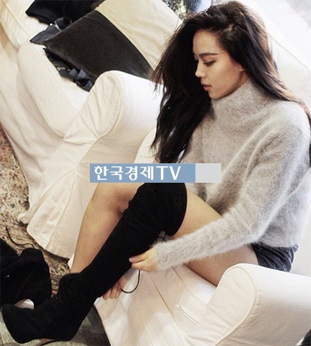 라디오스타 김희정, ‘입은 듯 만 듯 핫팬츠 입고…부츠를 매끈하게?’