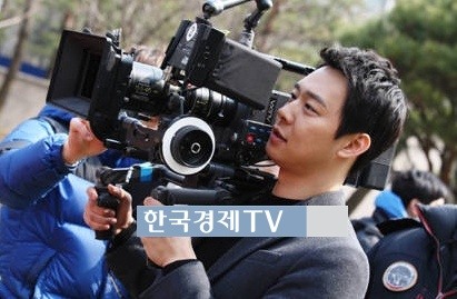 박유천 도서관 개관, ‘카메라맨 빙의…순간 스탭인 줄’