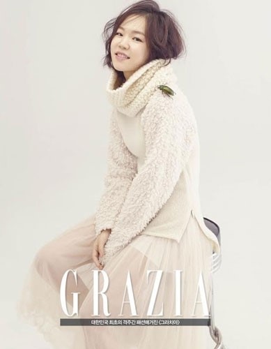 한예리, 화보 속 독특한 매력 '시선집중'