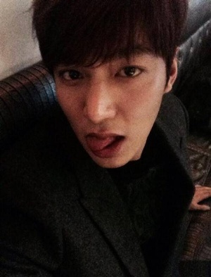 이민호 화보 사기, ‘흔한 메롱 했을 뿐인데…여심이 자지러질 위기?