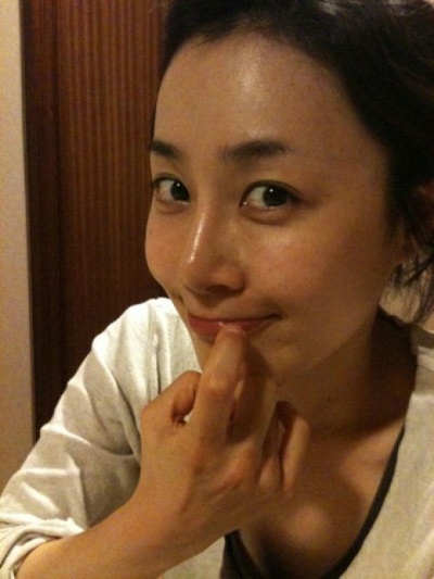 문정희, ‘화장기 없는 얼굴…무결점 베이비 피부…청순 단아 폭발’