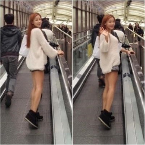 미나 류필립 ‘화이트 니트에 짧아도 너무 짧은 팬츠…감기 걸리겠네’