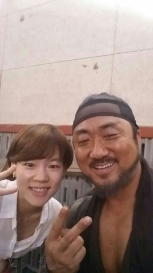 극적인 하룻밤 한예리, 마동석과 다정하게…그런데 딱 봐도 대조적이네