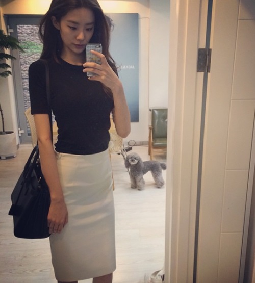 해피투게더 스테파니 리, H라인 스커트로 무결점 몸매 과시