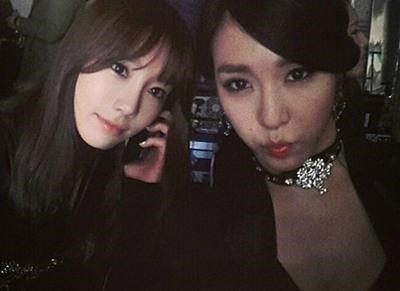 SM 티파니, 쥬얼이 목걸이...질끈 묶은 헤어..럭셔리한 섹시