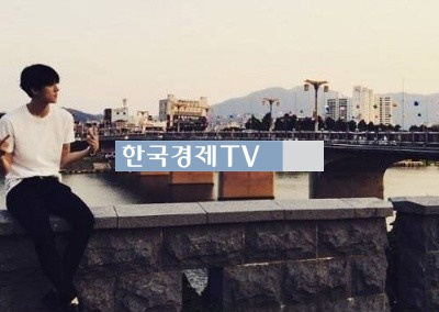 엑소 sing for you, 막 앉았을 뿐인데…이건 뭐 화보 수준