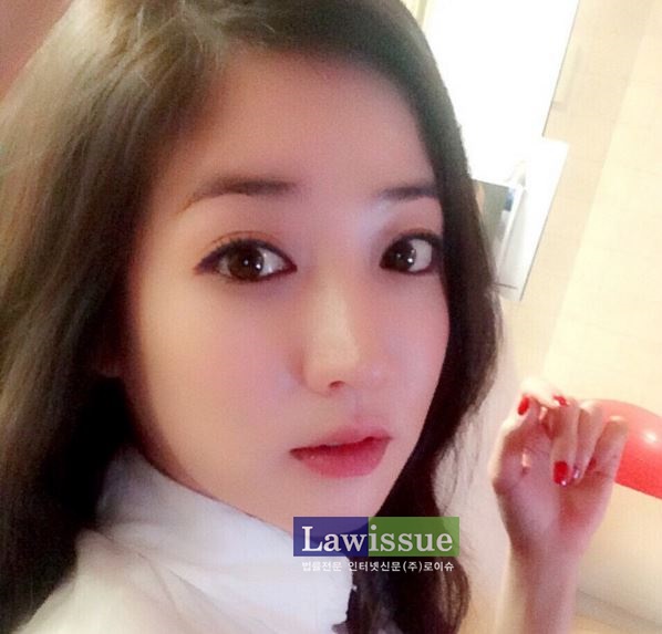 톡투유 최정원, 우윳빛처럼 뽀얀 피부와 눈부신 미모 뽐내 '이 정도 일 줄'