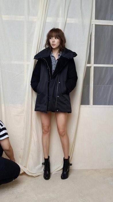윤은혜 사과, 두꺼운 외투 사이로 드러난 뽀얀 속살…이게 무보정이야??
