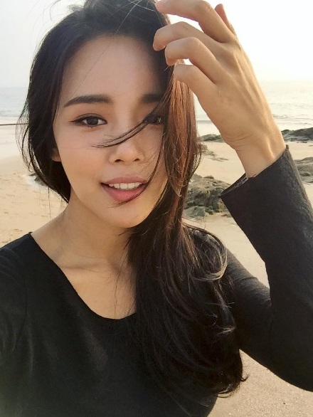 조정민, 머리카락 쓸어 넘기는 모습이 '여신 자태'