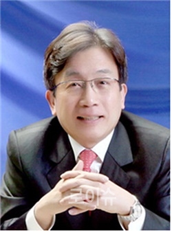 ▲동아대법학전문대학원정만희교수.(사진제공=동아대학교)