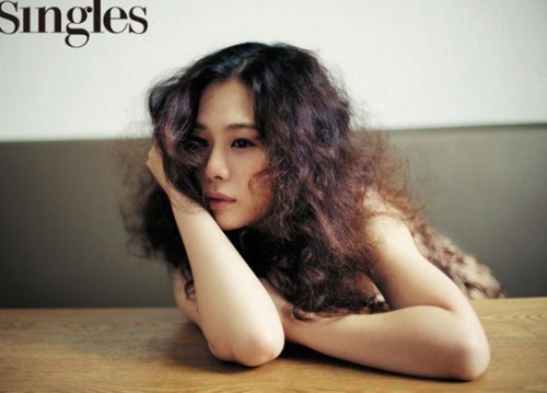 김현주, “입술 때문에 키스신 편해” 충격 폭로