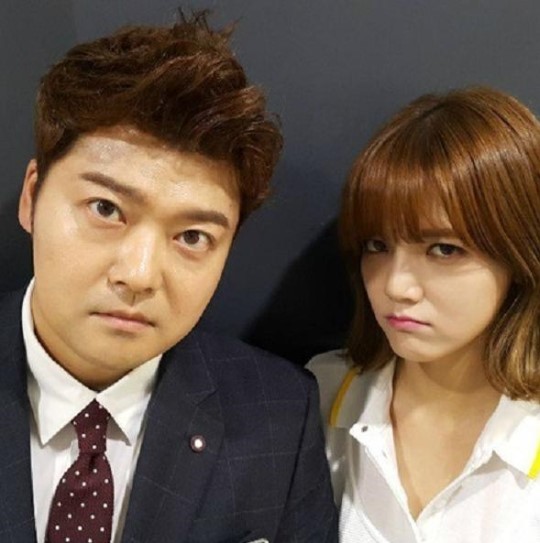 나혼자산다 전현무, 지민과 뚱한 표정 '폭소'… "또 만난 시츄 남매"