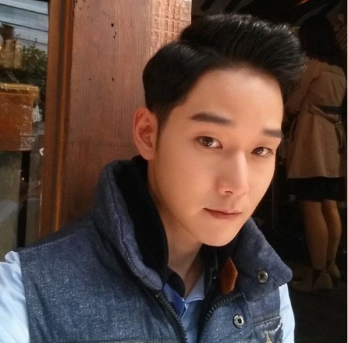강성, 부드러운 미소 ‘여심 공략’ 사랑스러워