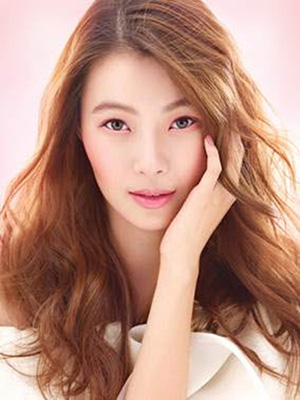 윤소이