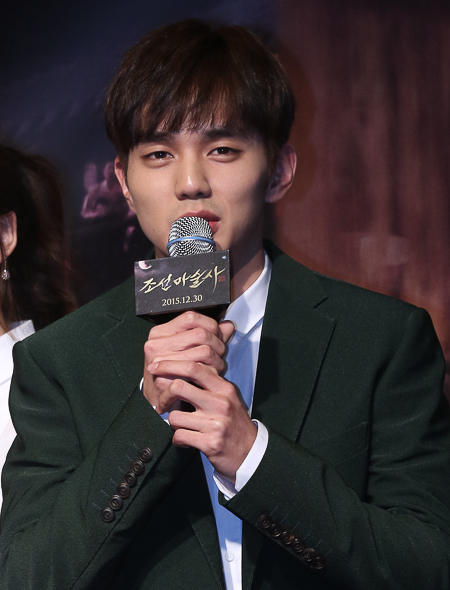 28일 롯데시네마 월드타워에서 영화 '조선마술사' VIP 시사회가 열린 가운데 배우 유승호가 관객들에게 감사말을 전하고 있다. (사진=서유석 기자)