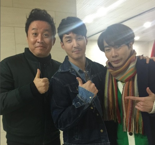 무한도전 정준하, 심형탁 뮤지와 친분샷 "많이 사랑해주세요"