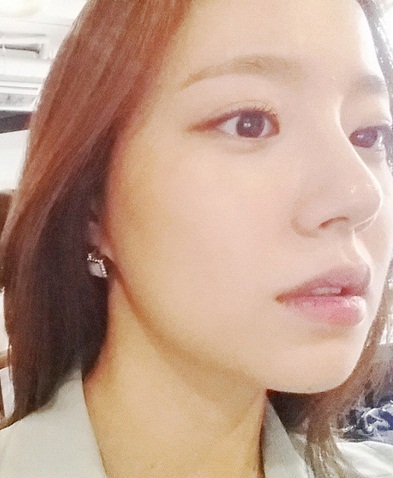 냉장고 문채원 "직장인, 나보다 안 힘들거라고..."