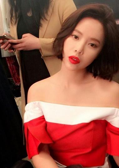 황정음, 붉은 앵두 입술 '섹시 그 자체'
