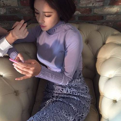 황정음, 비현실적 굴곡 S라인...'눈 둘 곳 없네'