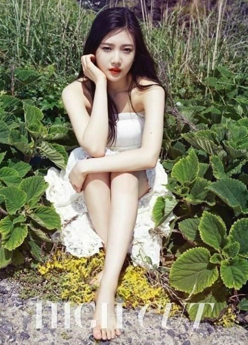 우결 조이, 우윳빛 피부 드러낸 채...'여신 미모'