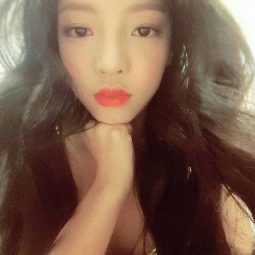 구하라, 바비인형 연상케 한 인증샷 '눈길'
