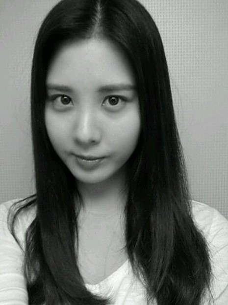 맘마미아 서현, ‘화장기 없는 그녀…살짝 늘어진 티셔츠..청순과 아찔사이