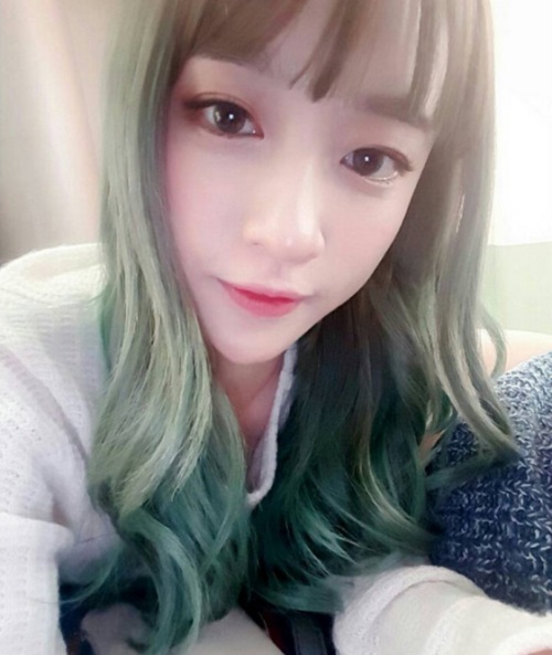 하니, 침대에 누워 여신 셀카 "멋진 꿈꿔요"