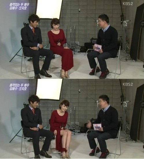 시그널 김혜수, ‘인터뷰 도중 갑자기 치마 확~매끈한 속살에…화들짝’