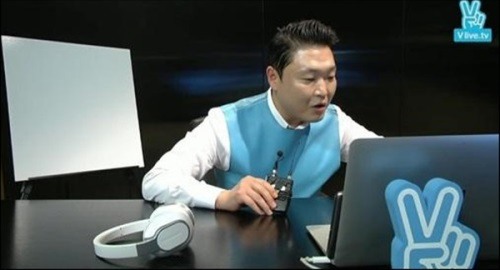 강남스타일 싸이, "성시경과 얼음 키스한 적 있다"...진짜?