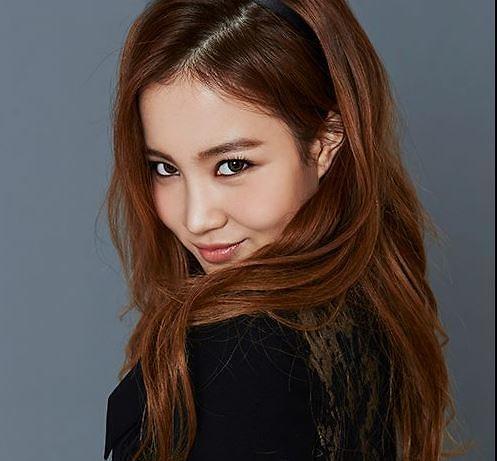 이하이, 강렬한 눈빛 카리스마...'시선 압도'