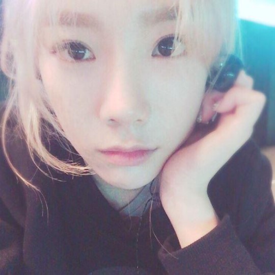 수면자세 피부건강 좌우, '탱탱 꿀 피부' 로션 바르는 방법은?