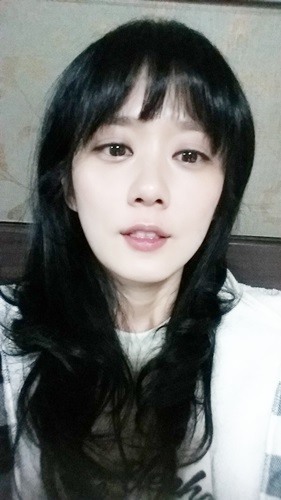 한번 더 해피엔딩 장나라, '갸름한 브이라인...긴 웨이브 머리+매끈 꿀피부 눈길'