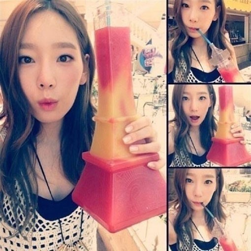태연 첫 주자, ‘상큼한 표정 입술 쭈빗...에펠탑을 한 손에 들고?’