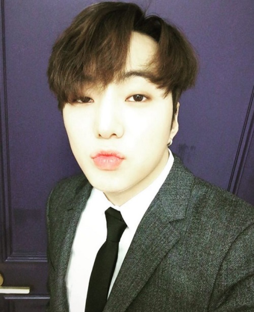 위너 강승윤, 입술 쭉 내민 채 상큼 애교 발산 '귀여워'