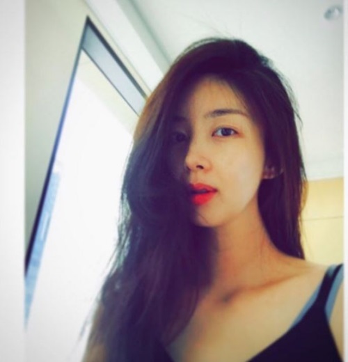 박솔미, 물광 피부 ‘미인의 기준’ 남심 철렁