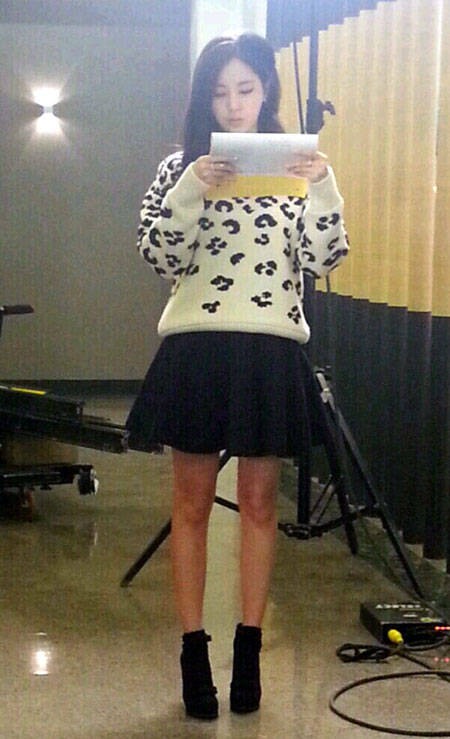 나 혼자 산다 한채아, ‘맨살 그대로 드러낸 11자 각선미…예술 그자체’