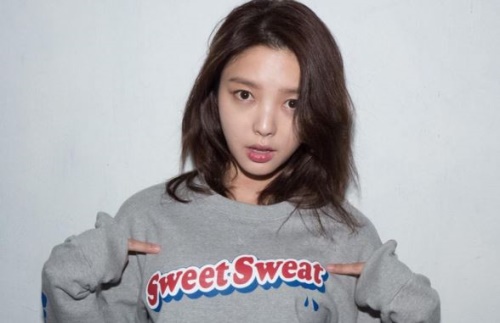 엄현경, 초롱초롱 심쿵 눈빛...'사르르 녹네'