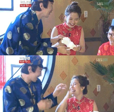 런닝맨, 이광수 매너손 '송지효 가슴에서 멈칫?'