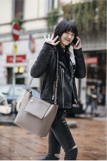 모델 최소라, ‘인스타그램 속 후끈 블랙 출근길 패션’