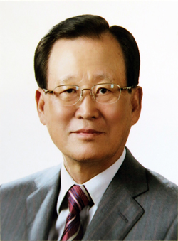 헌법재판관을역임한최광률변호사