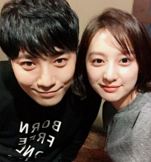 진구 김지원, 사랑스러운 미소 '실제 연인 같아'