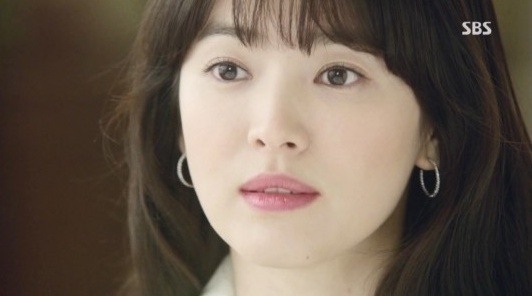 송혜교, 연애관 공개 "나이 있어서 시간 끌면 안 된다"