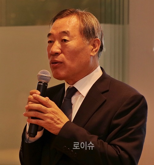사단법인온율의제2대이사장으로취임한소순무변호사.(사진제공=법무법인율촌)