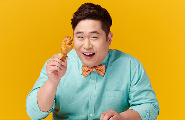 ‘치킨 탈곡 전문’ 문세윤, 치킨 브랜드 모델 발탁