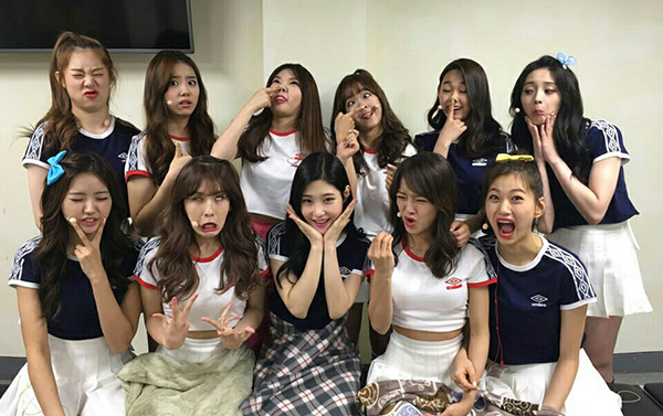 아이오아이(IOI) 정채연, 외모 몰아주기 사진 공개…장난끼 가득한 소녀들