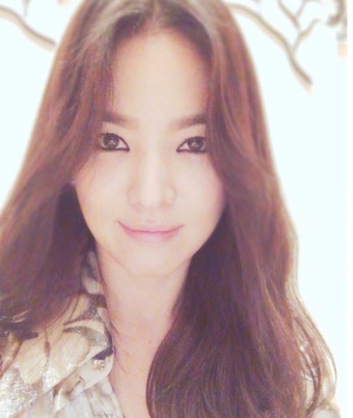송혜교, ‘태후’ 후유증 고백…“다른 작품이 읽히지 않는다”