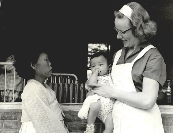 소록도 천사 마리안느ㆍ마가렛 수녀…한국 명예국민증 수여