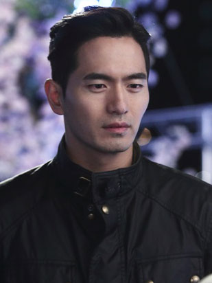 이진욱 경찰출석...10여시간 동안 무슨 말 오갔나?