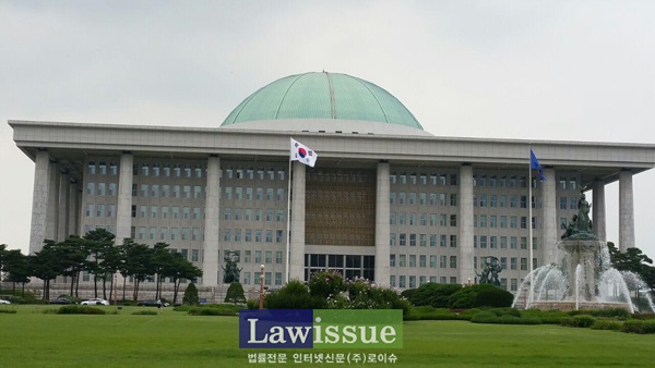 국회도서관 문턱 낮추다…청소년 자유이용제 실시
