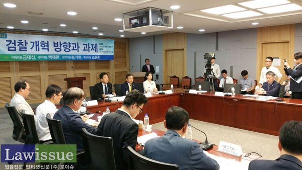 금태섭 “검찰개혁 방향은 막강한 검찰 권한 줄여야”